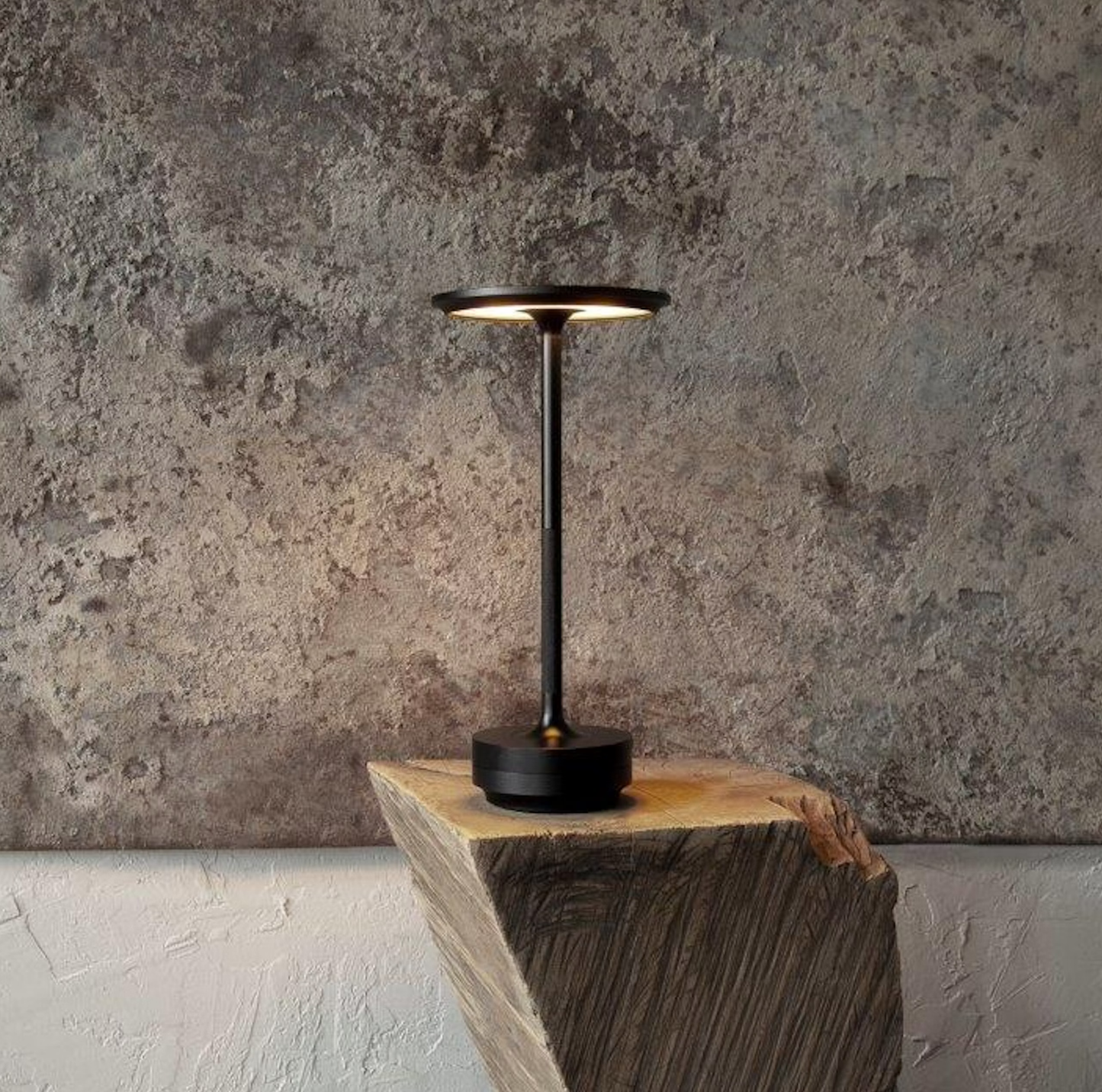 TURN TABLE LAMP - PREMIUM